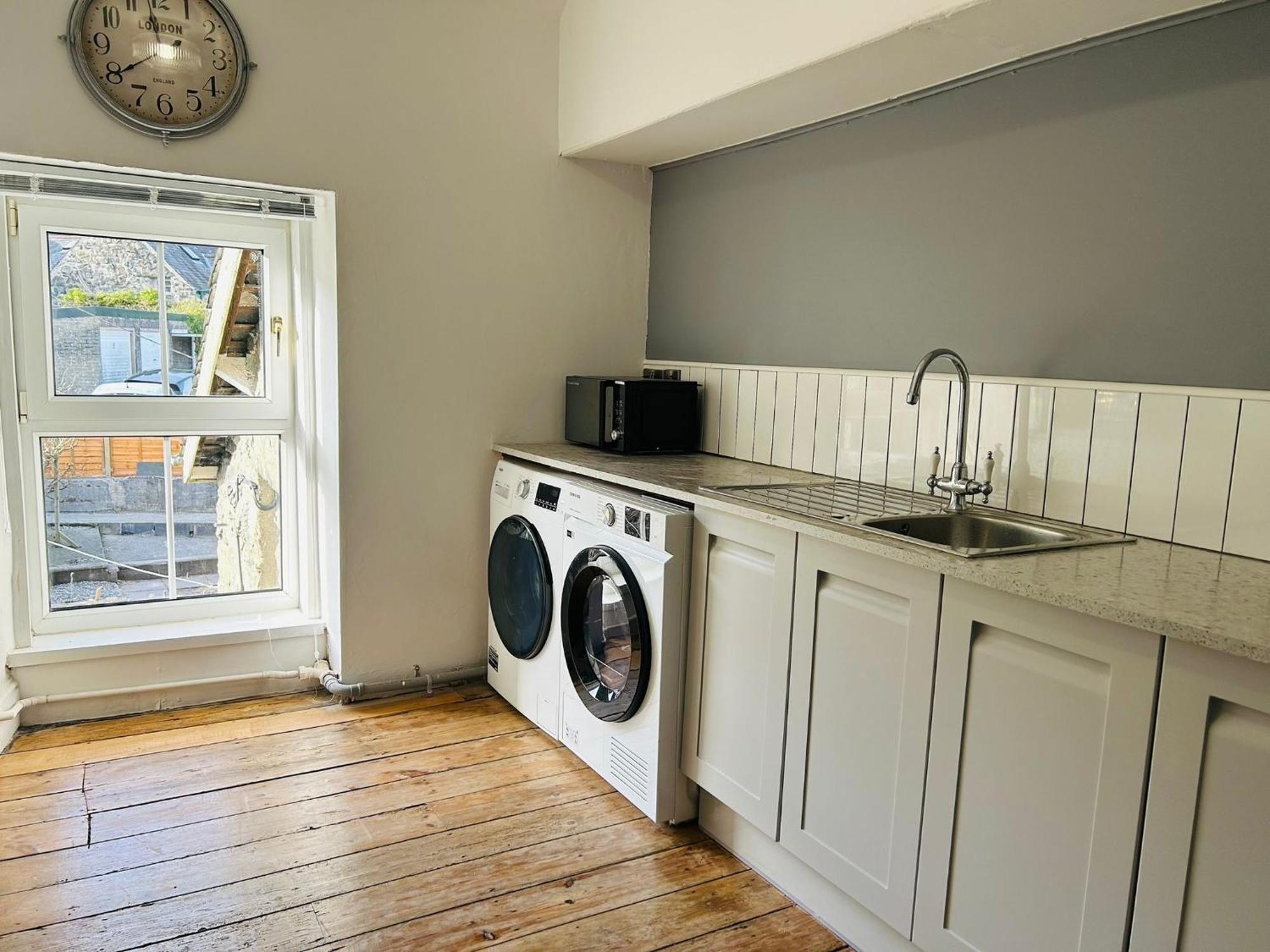 Dolgellau Grand Heights Apt Ngoại thất bức ảnh